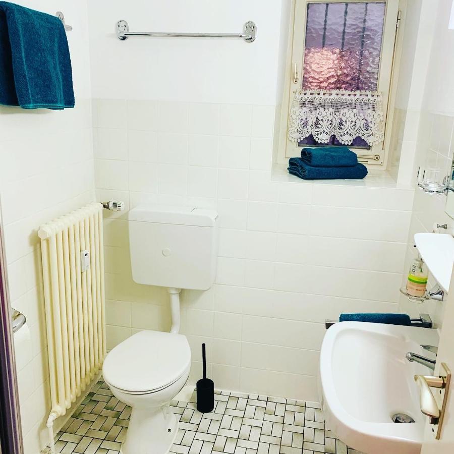 Ferienwohnung Marie - Wlan, Kueche, Im Ortskern, Einkaufslaeden In Der Naehe Malterdingen Esterno foto